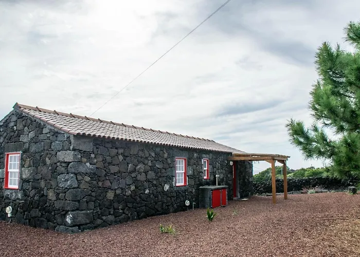 בית נופש Casa Medronho *